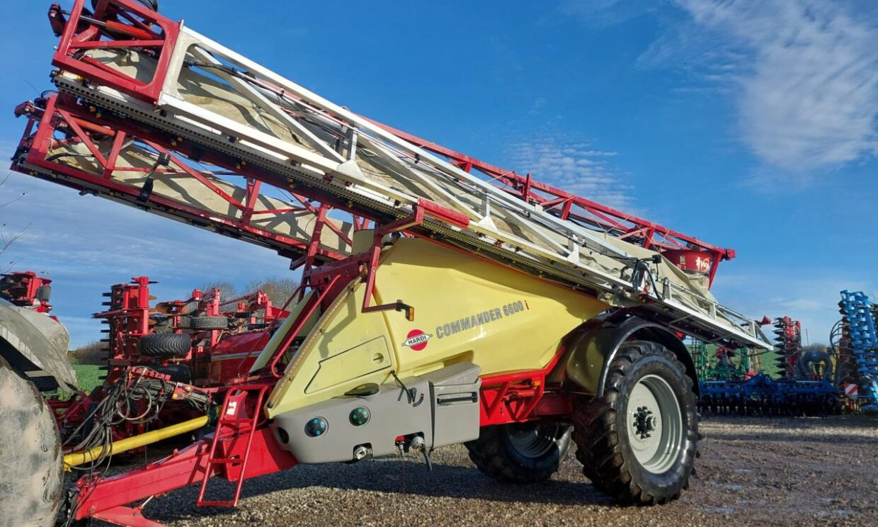 Hardi Commander 6600i - 36m Twin - Getrokken veldspuit: afbeelding 2 Hardi Commander 6600i - 36m Twin - Getrokken veldspuit: afbeelding 2