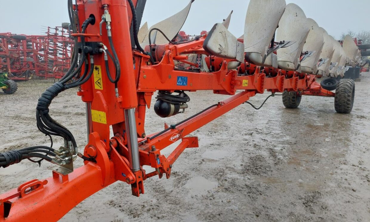 Kuhn Vari-Manager NSH 9 T - Ploeg: afbeelding 1 Kuhn Vari-Manager NSH 9 T - Ploeg: afbeelding 1