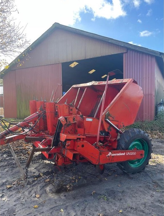 Kverneland UN 3200 - Aardappelpootmachine: afbeelding 1 Kverneland UN 3200 - Aardappelpootmachine: afbeelding 1