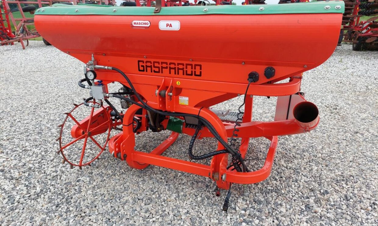 Thyregod TRV 12 med frø-/gødning-udstyr - Landbouwmachine: afbeelding 4 Thyregod TRV 12 med frø-/gødning-udstyr - Landbouwmachine: afbeelding 4