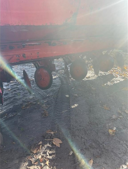 Underhaug UN-3200 - Aardappelpootmachine: afbeelding 4 Underhaug UN-3200 - Aardappelpootmachine: afbeelding 4