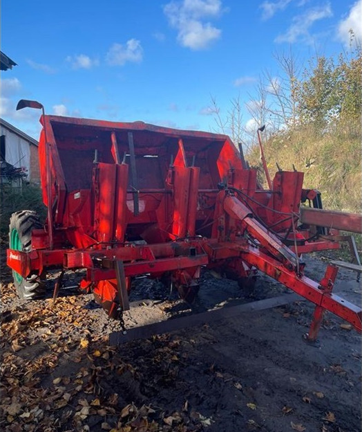 Underhaug UN-3200 - Aardappelpootmachine: afbeelding 2 Underhaug UN-3200 - Aardappelpootmachine: afbeelding 2