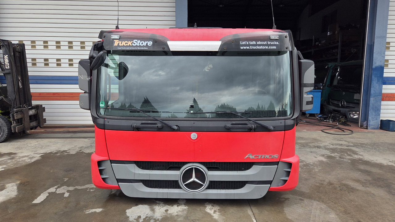 MERCEDES-BENZ CABIN ACTROS MP3 MEDIUM - Cabine voor Vrachtwagen: afbeelding 2 MERCEDES-BENZ CABIN ACTROS MP3 MEDIUM - Cabine voor Vrachtwagen: afbeelding 2