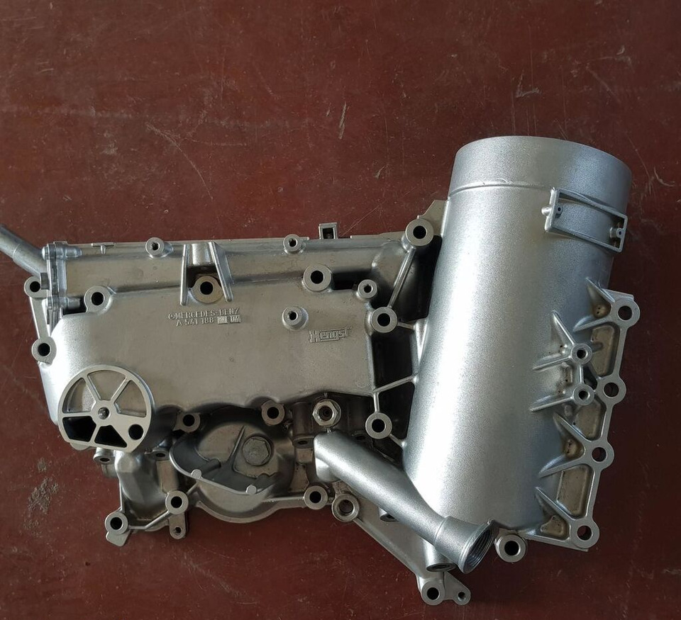 Mercedes-Benz A541 188 2704   Mercedes-Benz ACTROS - Oliekoeler voor Vrachtwagen: afbeelding 5 Mercedes-Benz A541 188 2704   Mercedes-Benz ACTROS - Oliekoeler voor Vrachtwagen: afbeelding 5