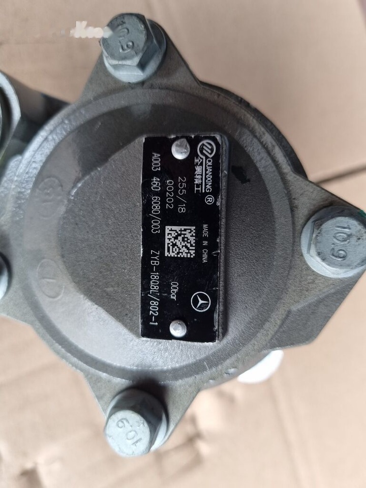 Mercedes-Benz ATEGO EURO 6 - Hydraulische pomp voor Vrachtwagen: afbeelding 1 Mercedes-Benz ATEGO EURO 6 - Hydraulische pomp voor Vrachtwagen: afbeelding 1