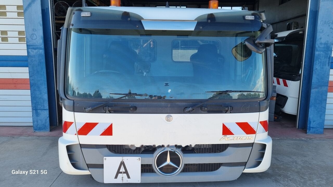 Mercedes-Benz CAB ACTROS SHORT EURO 5 A 9416002005 Mercedes-Benz MP3 ACTROS - Cabine voor Vrachtwagen: afbeelding 3 Mercedes-Benz CAB ACTROS SHORT EURO 5 A 9416002005 Mercedes-Benz MP3 ACTROS - Cabine voor Vrachtwagen: afbeelding 3