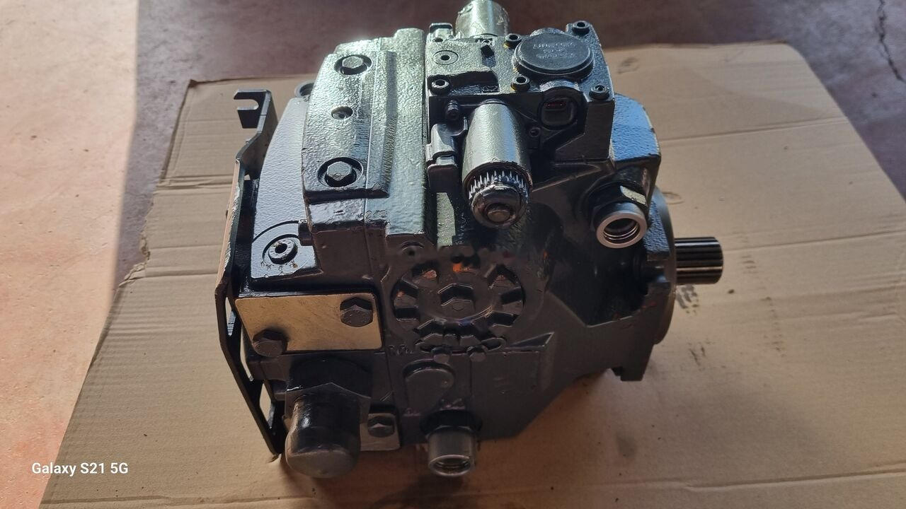 Mercedes-Benz HYDRAULIC POMP A9605500183 Mercedes-Benz ACTROS MP4 - Hydraulische pomp voor Vrachtwagen: afbeelding 1 Mercedes-Benz HYDRAULIC POMP A9605500183 Mercedes-Benz ACTROS MP4 - Hydraulische pomp voor Vrachtwagen: afbeelding 1