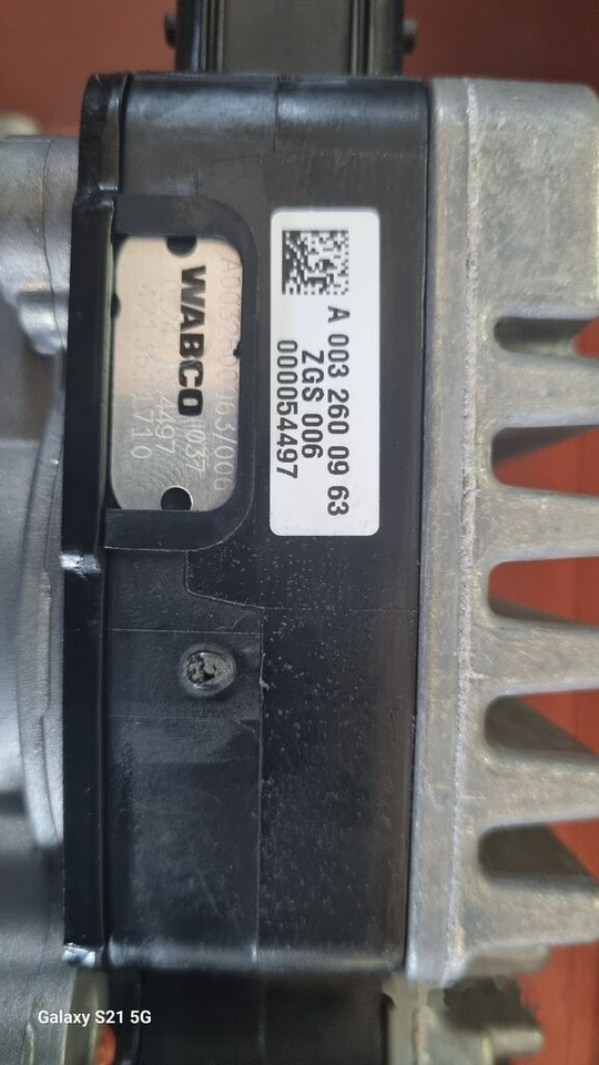 WABCO GATE CYLINDER 3 PEDAL NEW A Mercedes-Benz ACTROS MP2 MP3 - ECU voor Vrachtwagen: afbeelding 2 WABCO GATE CYLINDER 3 PEDAL NEW A Mercedes-Benz ACTROS MP2 MP3 - ECU voor Vrachtwagen: afbeelding 2