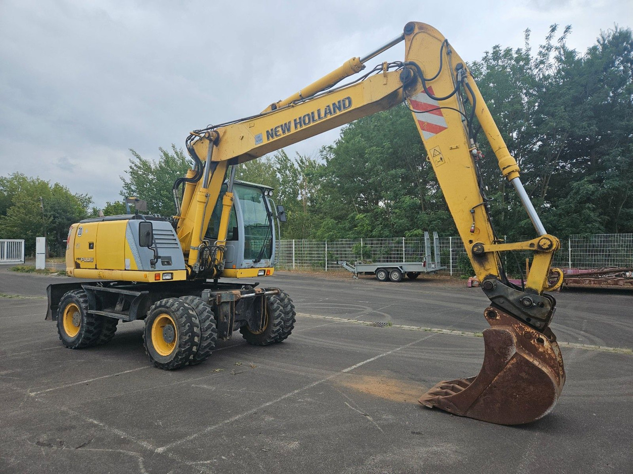 New Holland MH Plus 18t Mobilbagger - Mobiele graafmachine: afbeelding 1 New Holland MH Plus 18t Mobilbagger - Mobiele graafmachine: afbeelding 1