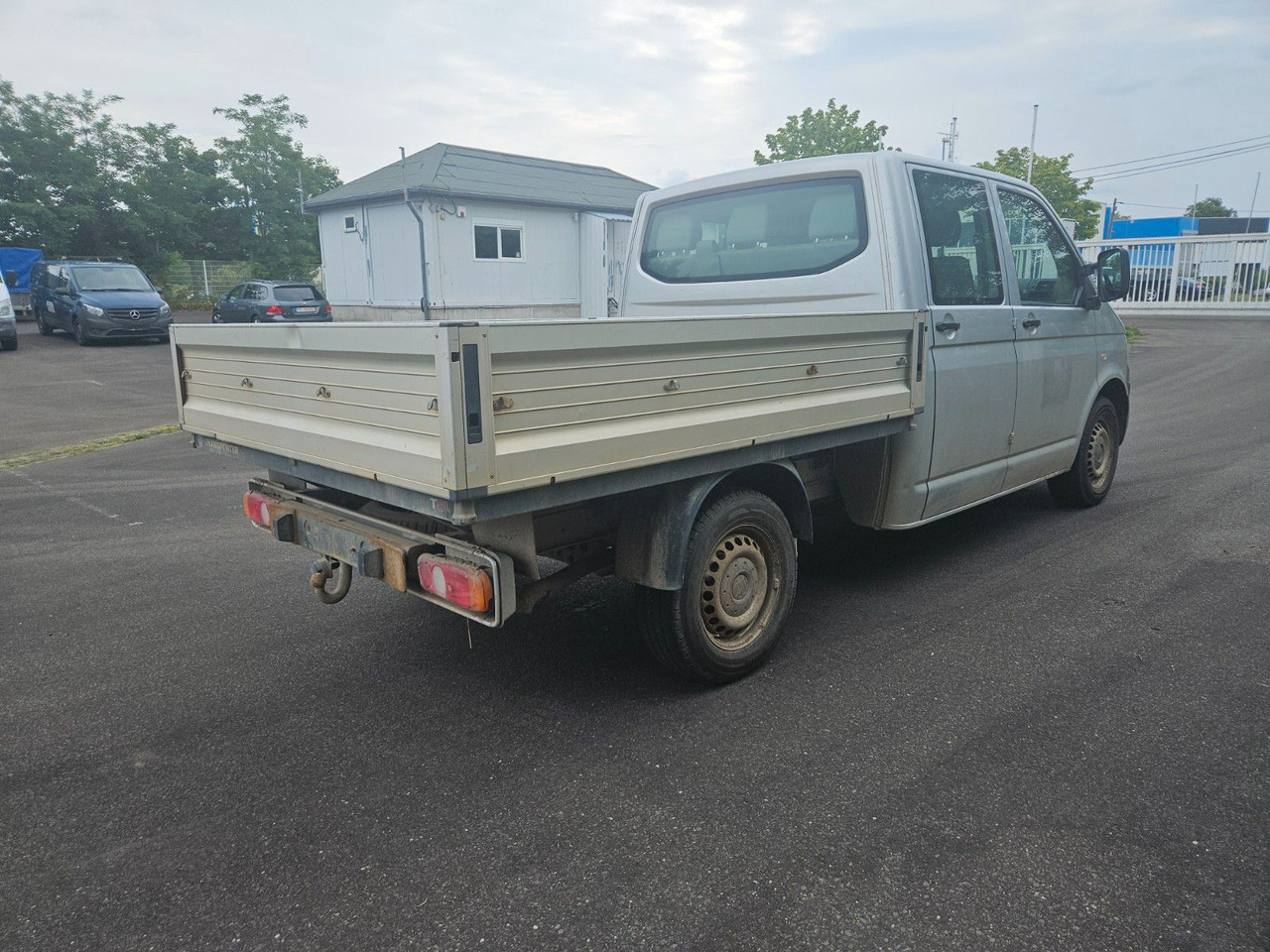 Volkswagen T5 DOKA Pritsche ALLRAD - Bestelwagen open laadbak: afbeelding 2 Volkswagen T5 DOKA Pritsche ALLRAD - Bestelwagen open laadbak: afbeelding 2
