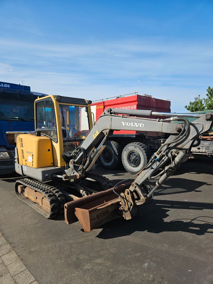 Volvo EC30 - Minigraafmachine: afbeelding 2 Volvo EC30 - Minigraafmachine: afbeelding 2