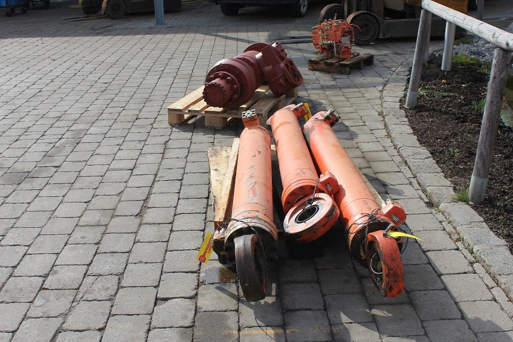 Atlas 1804 - Hydraulische cilinder voor Bouwmachine: afbeelding 4 Atlas 1804 - Hydraulische cilinder voor Bouwmachine: afbeelding 4