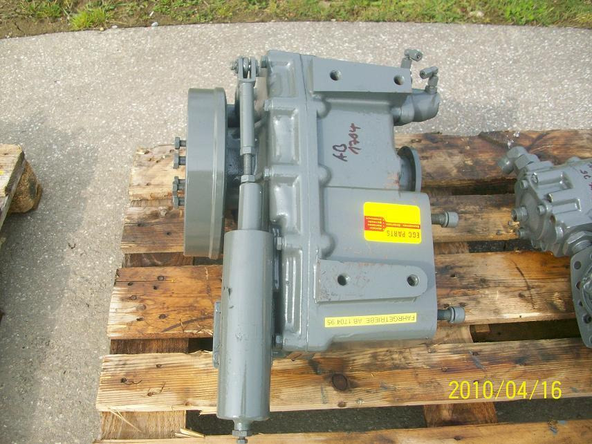 Atlas M 1704 - Transmissie voor Bouwmachine: afbeelding 1 Atlas M 1704 - Transmissie voor Bouwmachine: afbeelding 1