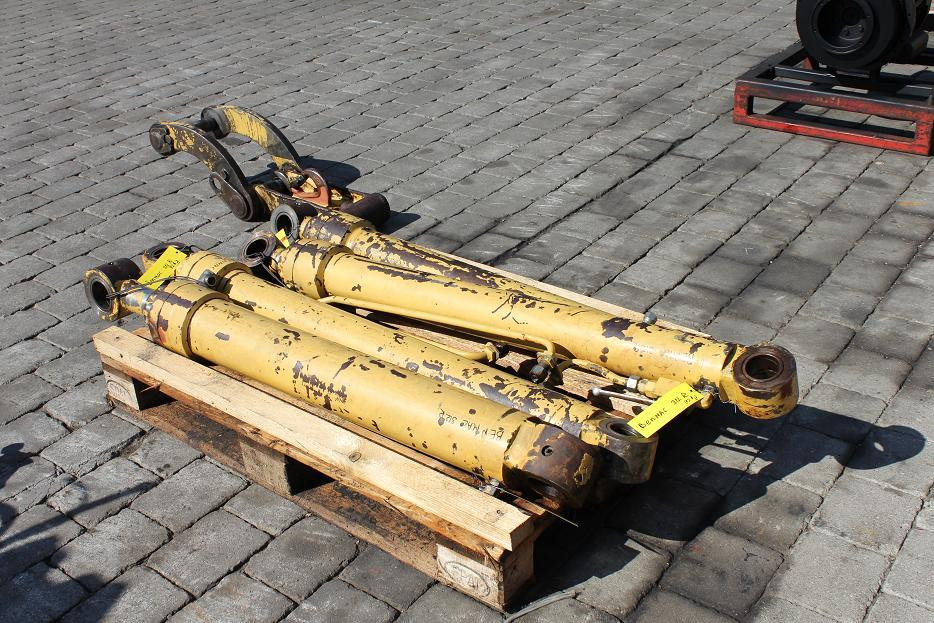 Benmac 3.12R - Hydraulische cilinder voor Bouwmachine: afbeelding 4 Benmac 3.12R - Hydraulische cilinder voor Bouwmachine: afbeelding 4