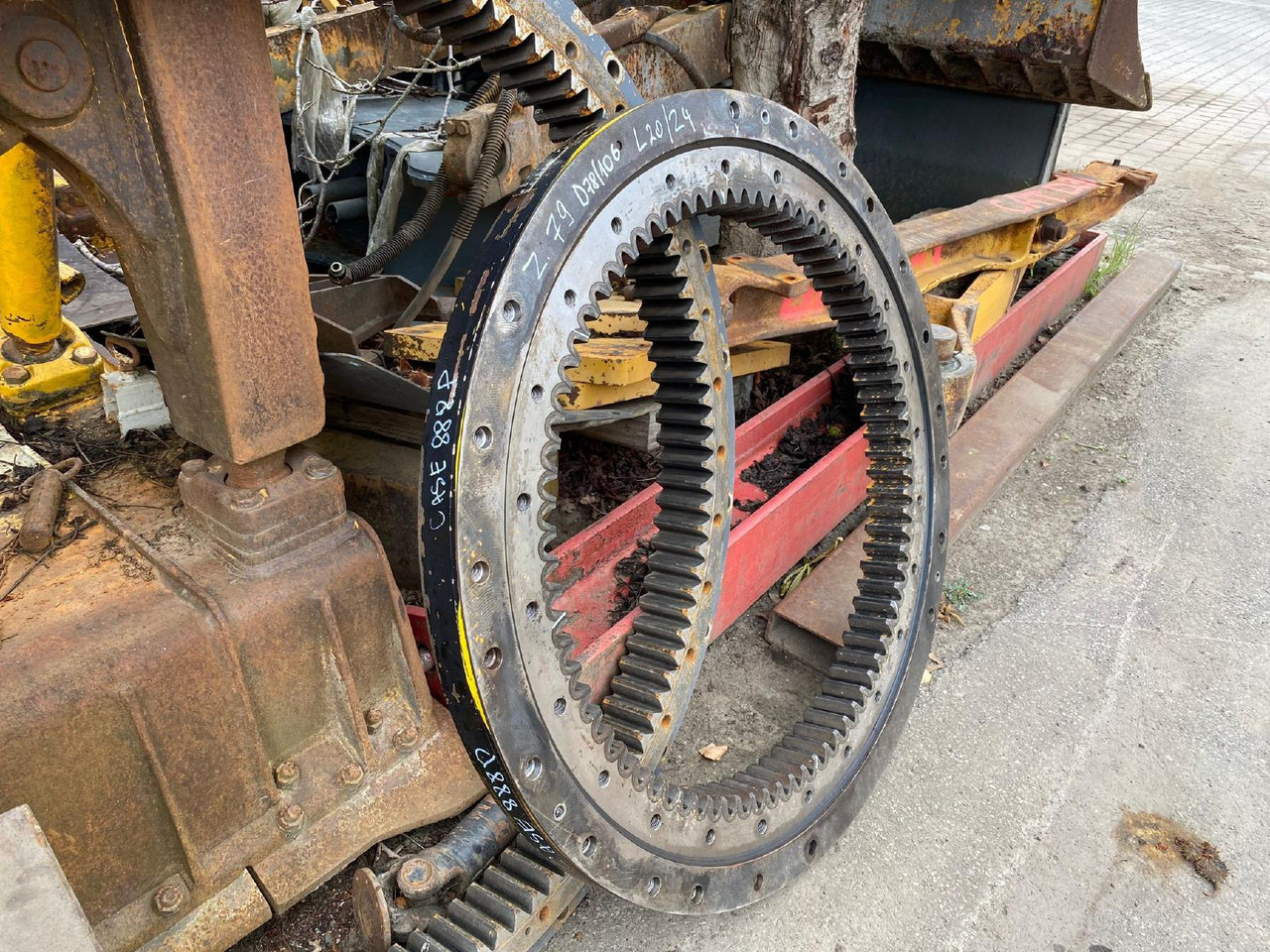 Case 888 P - Draaikrans voor Bouwmachine: afbeelding 1 Case 888 P - Draaikrans voor Bouwmachine: afbeelding 1