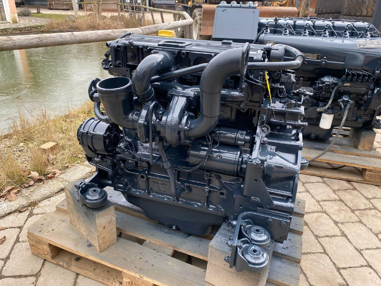 Deutz BF4M1013 aus Furukawa 320E - Motor voor Bouwmachine: afbeelding 1 Deutz BF4M1013 aus Furukawa 320E - Motor voor Bouwmachine: afbeelding 1