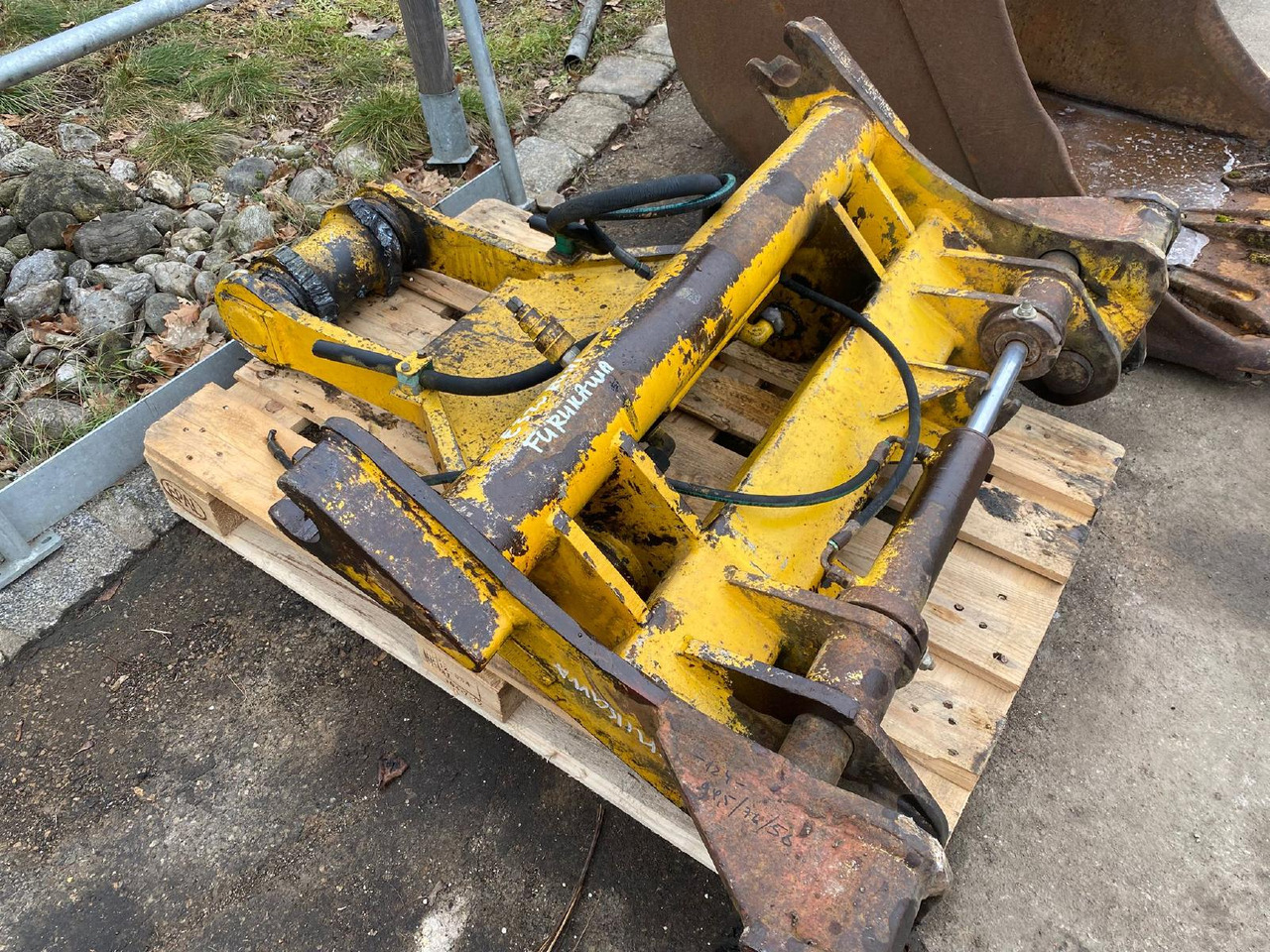Furukawa 320E - Snelwissel: afbeelding 3 Furukawa 320E - Snelwissel: afbeelding 3