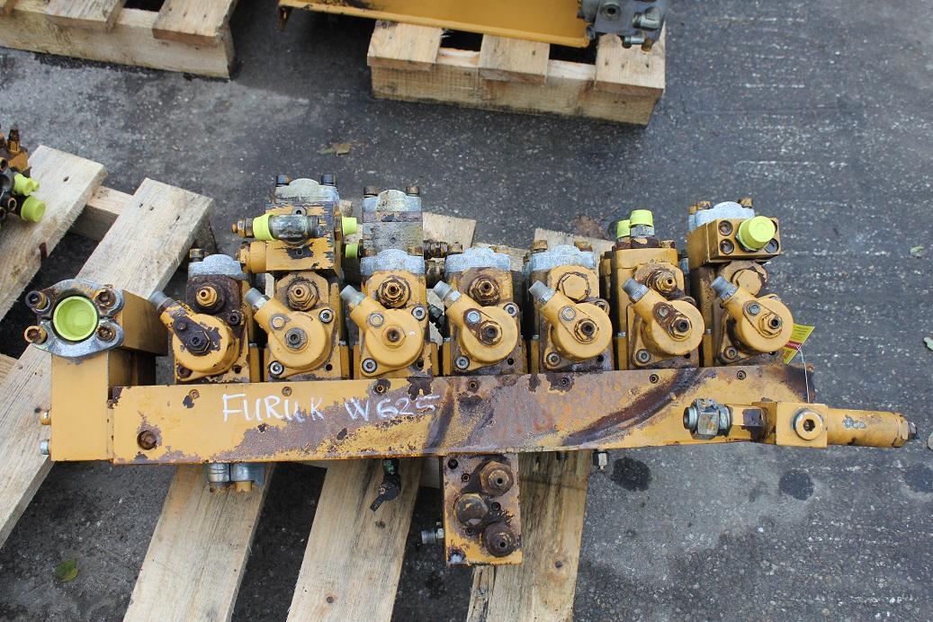 Furukawa W 625 - Hydraulische klep voor Bouwmachine: afbeelding 1 Furukawa W 625 - Hydraulische klep voor Bouwmachine: afbeelding 1