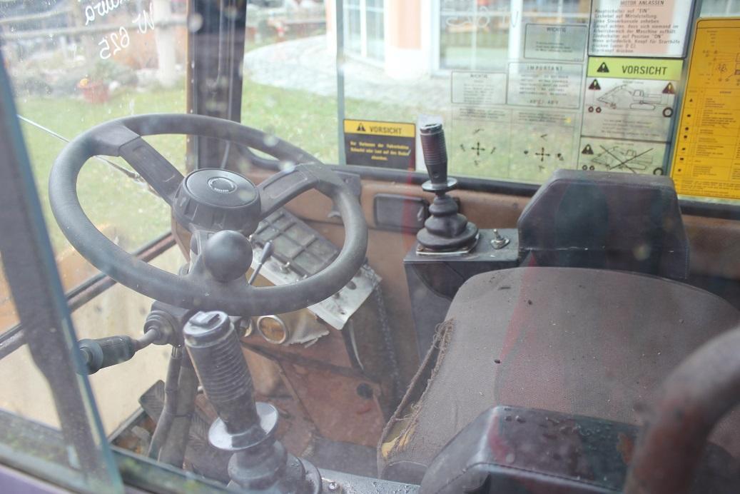 Furukawa W625 - Cabine voor Bouwmachine: afbeelding 5 Furukawa W625 - Cabine voor Bouwmachine: afbeelding 5