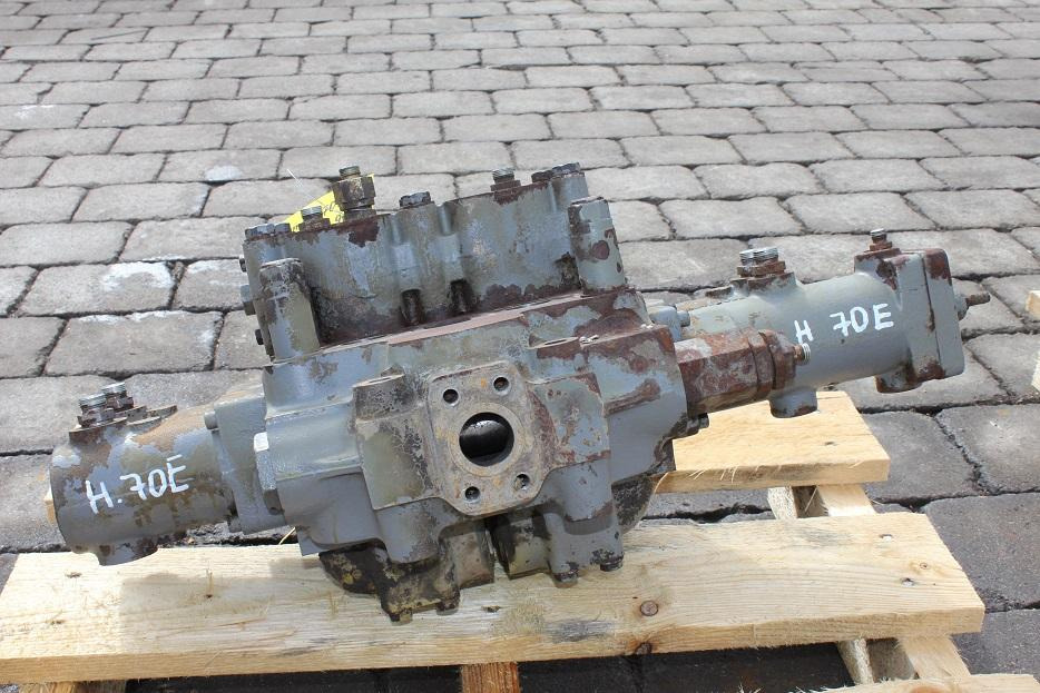 Hanomag 70E - Hydraulische klep voor Bouwmachine: afbeelding 2 Hanomag 70E - Hydraulische klep voor Bouwmachine: afbeelding 2