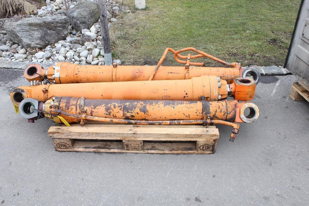 Hitachi FH 220 LC - Hydraulische cilinder voor Bouwmachine: afbeelding 4 Hitachi FH 220 LC - Hydraulische cilinder voor Bouwmachine: afbeelding 4