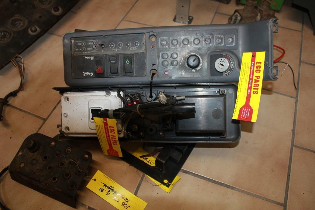 JCB 210 - Instrumentenpaneel voor Rupsgraafmachine: afbeelding 2 JCB 210 - Instrumentenpaneel voor Rupsgraafmachine: afbeelding 2