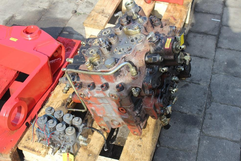 JCB 210 LC - Hydraulische klep voor Bouwmachine: afbeelding 2 JCB 210 LC - Hydraulische klep voor Bouwmachine: afbeelding 2