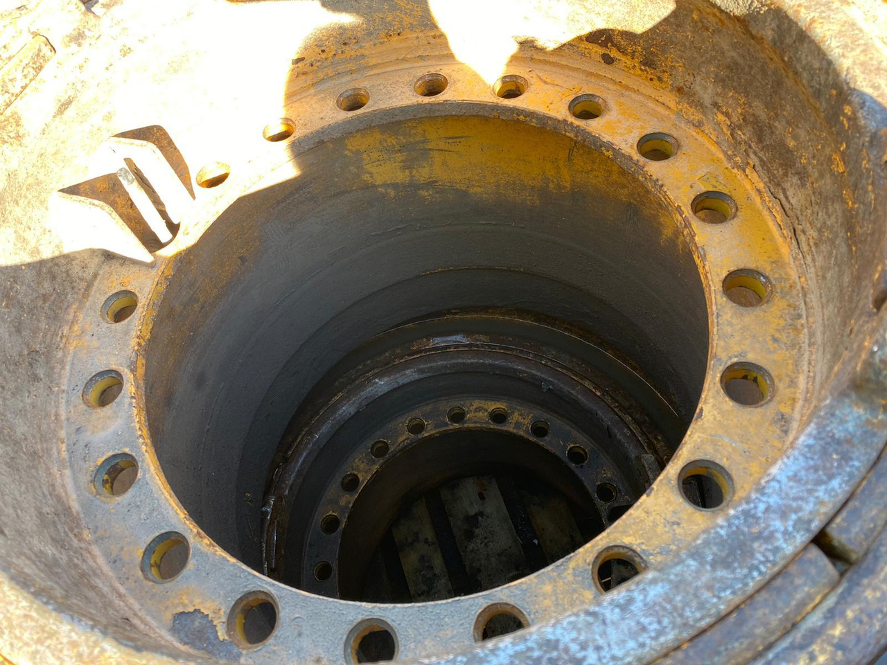 Liebherr 26,5R25 aus L564 - Band voor Bouwmachine: afbeelding 2 Liebherr 26,5R25 aus L564 - Band voor Bouwmachine: afbeelding 2
