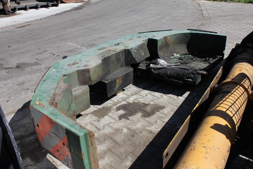 Liebherr A 312 - Tegenwicht voor Graafmachine: afbeelding 4 Liebherr A 312 - Tegenwicht voor Graafmachine: afbeelding 4