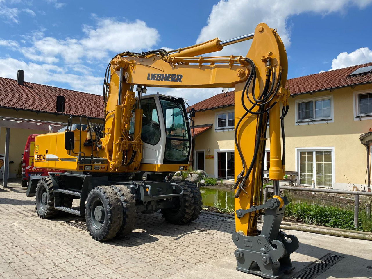 Liebherr A 904 C LIT - Mobiele graafmachine: afbeelding 1 Liebherr A 904 C LIT - Mobiele graafmachine: afbeelding 1