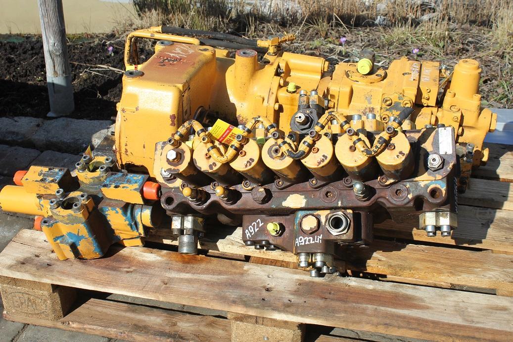 Liebherr A 922 LIT - Hydraulische klep voor Bouwmachine: afbeelding 1 Liebherr A 922 LIT - Hydraulische klep voor Bouwmachine: afbeelding 1
