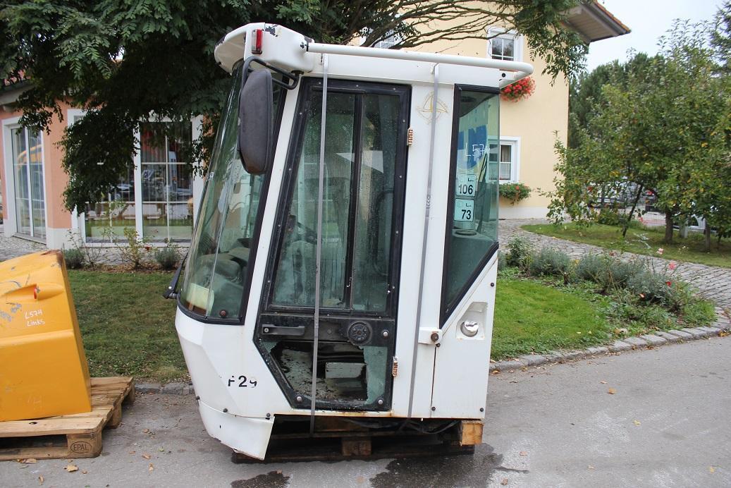 Liebherr L 574 - Cabine voor Wiellader: afbeelding 4 Liebherr L 574 - Cabine voor Wiellader: afbeelding 4