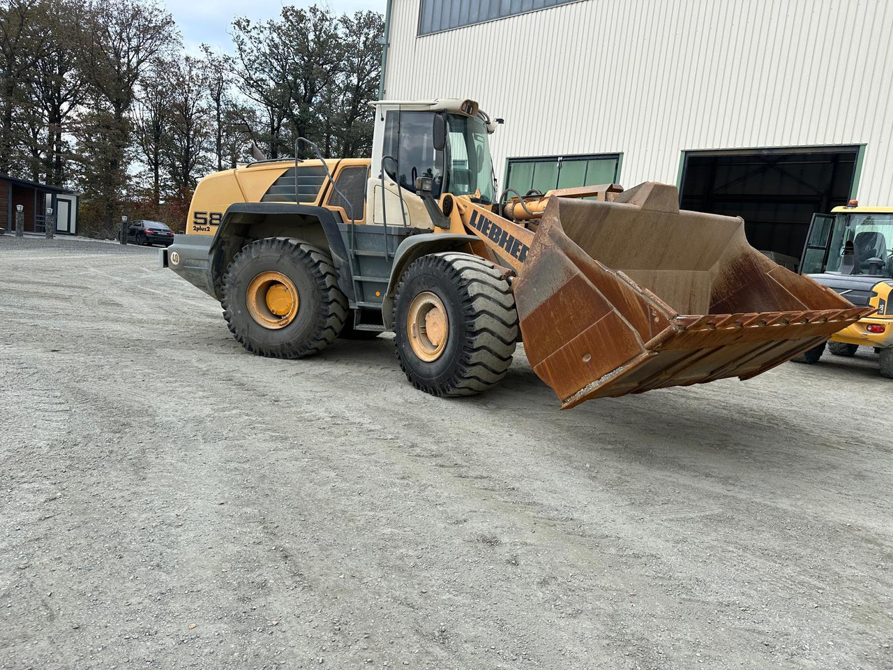 Liebherr L 580 2 plus 2 - Wiellader: afbeelding 1 Liebherr L 580 2 plus 2 - Wiellader: afbeelding 1
