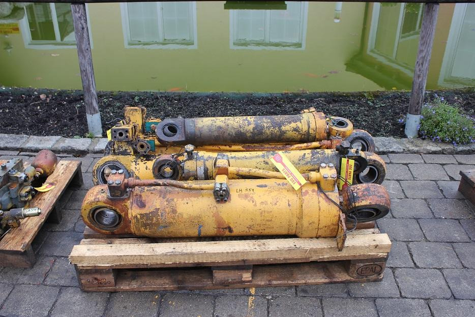 Liebherr L551 - Hydraulische cilinder voor Bouwmachine: afbeelding 5 Liebherr L551 - Hydraulische cilinder voor Bouwmachine: afbeelding 5
