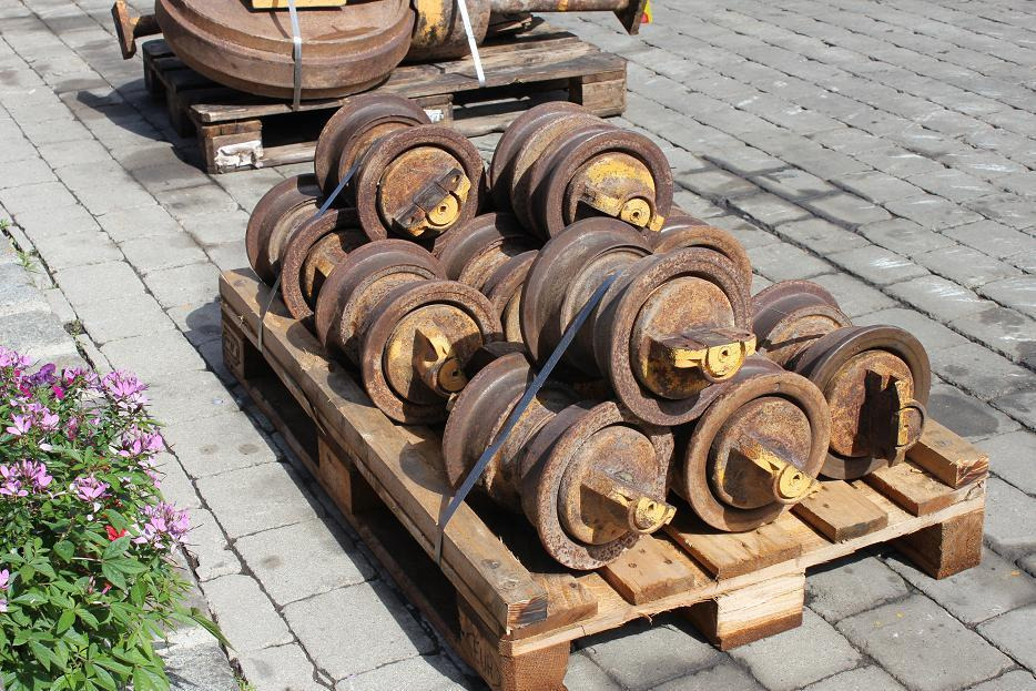 Liebherr LR 621 - Rupsband - Rollen voor Bouwmachine: afbeelding 5 Liebherr LR 621 - Rupsband - Rollen voor Bouwmachine: afbeelding 5