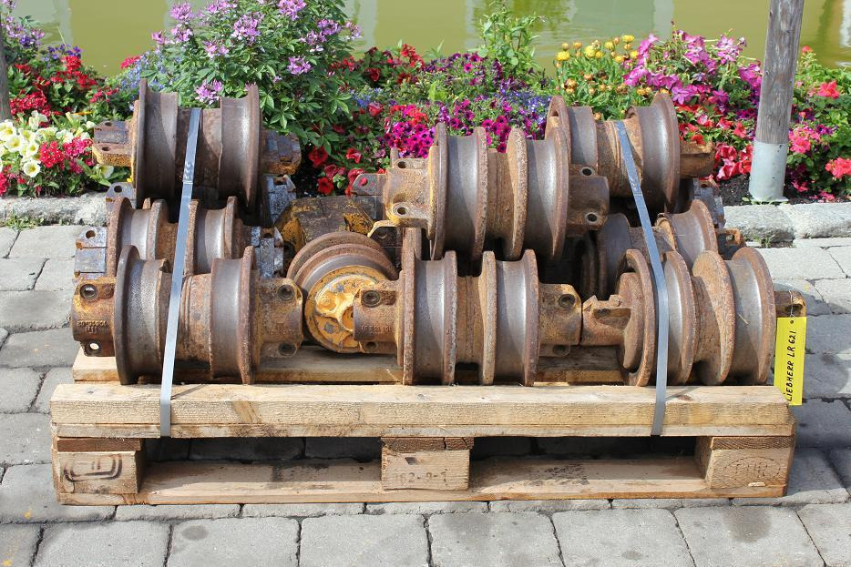 Liebherr LR 621 - Rupsband - Rollen voor Bouwmachine: afbeelding 4 Liebherr LR 621 - Rupsband - Rollen voor Bouwmachine: afbeelding 4