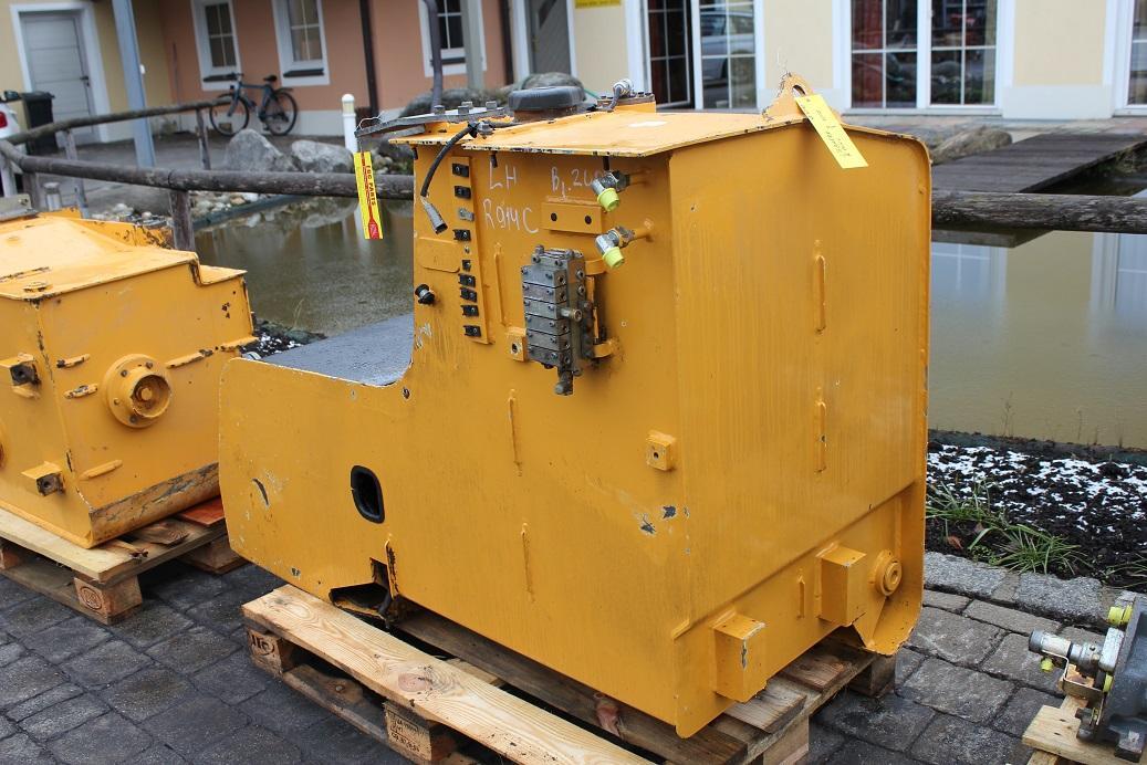 Liebherr R 914 C - Hydrauliektank voor Rupsgraafmachine: afbeelding 5 Liebherr R 914 C - Hydrauliektank voor Rupsgraafmachine: afbeelding 5