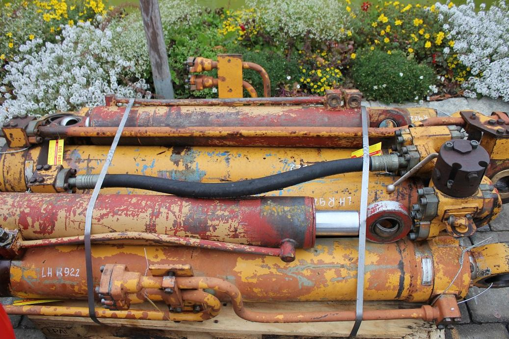 Liebherr R 922 - Hydraulische cilinder voor Bouwmachine: afbeelding 5 Liebherr R 922 - Hydraulische cilinder voor Bouwmachine: afbeelding 5