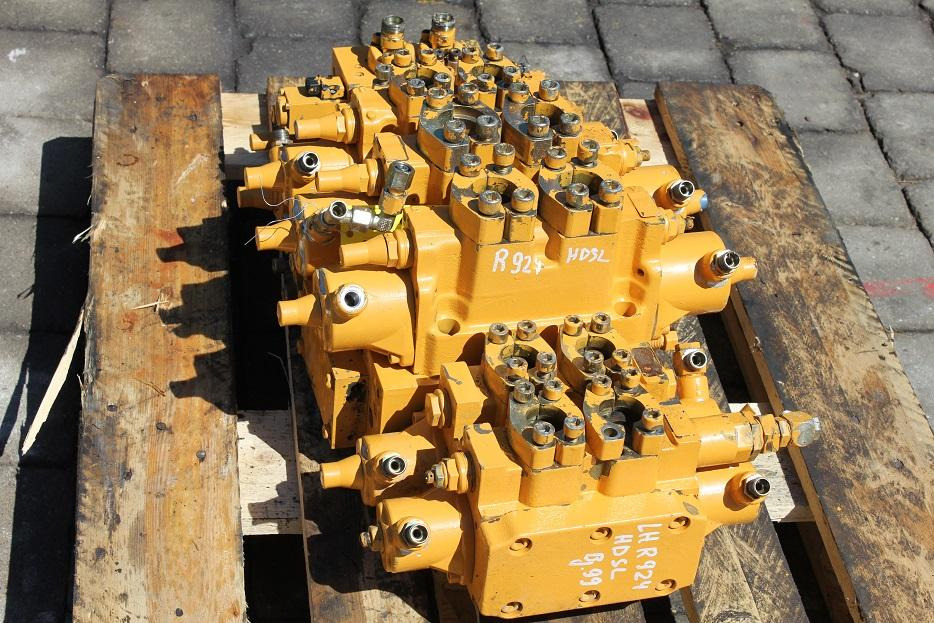 Liebherr R 924 HDSL - Hydraulische klep voor Bouwmachine: afbeelding 2 Liebherr R 924 HDSL - Hydraulische klep voor Bouwmachine: afbeelding 2