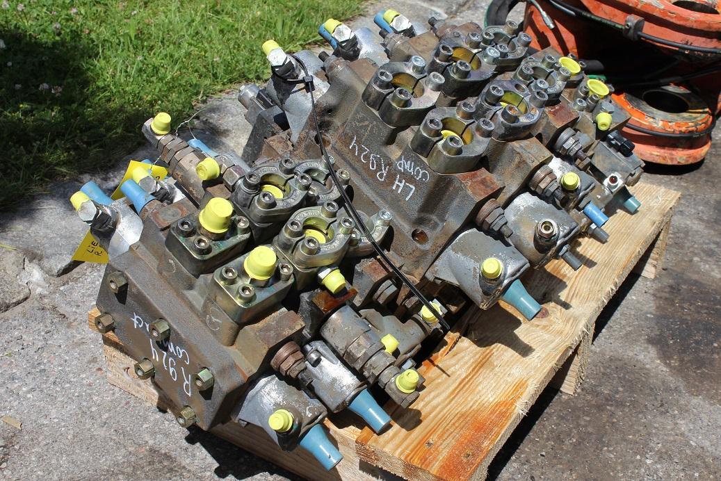 Liebherr R 924 compact - Hydraulische klep voor Bouwmachine: afbeelding 4 Liebherr R 924 compact - Hydraulische klep voor Bouwmachine: afbeelding 4