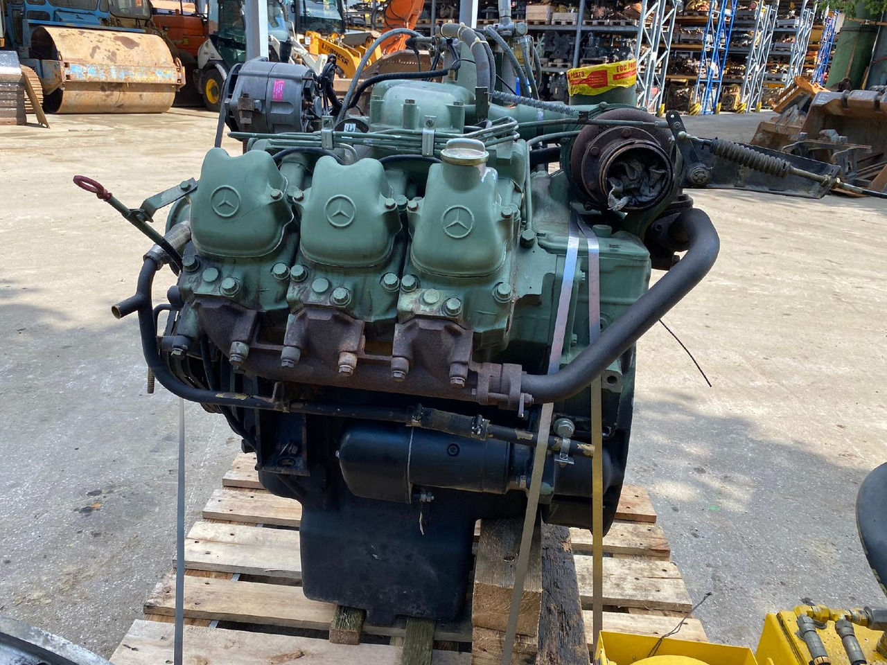 Mercedes Benz OM 421 aus PB 240 - Motor voor Bouwmachine: afbeelding 2 Mercedes Benz OM 421 aus PB 240 - Motor voor Bouwmachine: afbeelding 2