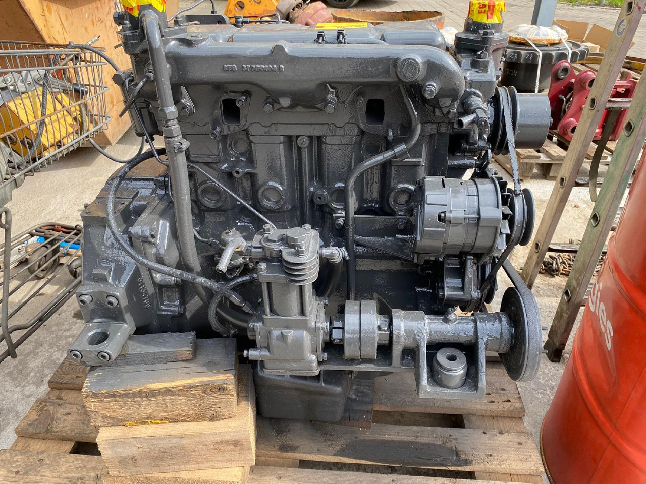 Perkins LF 4.248 aus Hanomag 33C - Motor voor Bouwmachine: afbeelding 4 Perkins LF 4.248 aus Hanomag 33C - Motor voor Bouwmachine: afbeelding 4