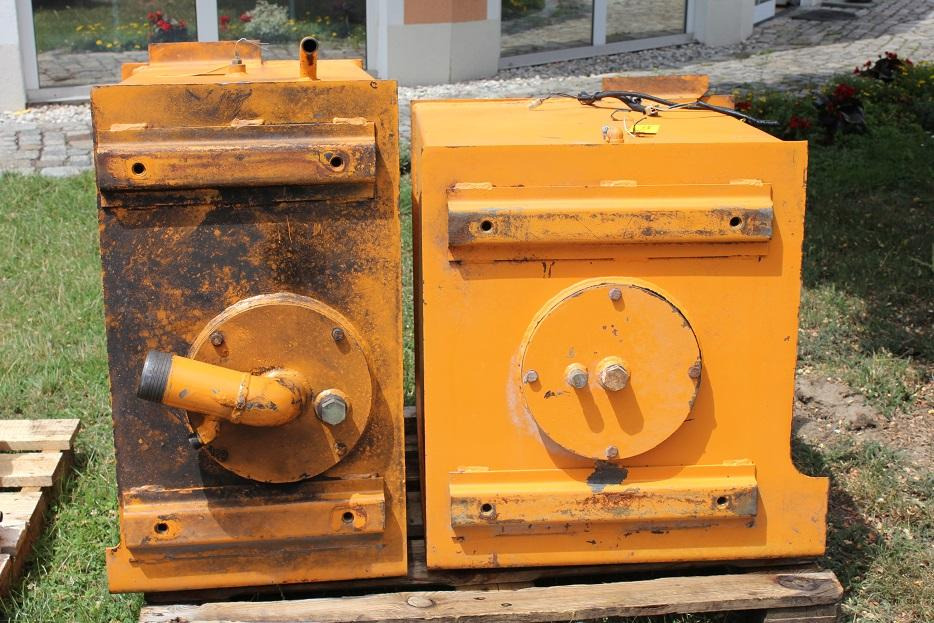 Samsung SE 130 LC - Hydrauliektank voor Bouwmachine: afbeelding 2 Samsung SE 130 LC - Hydrauliektank voor Bouwmachine: afbeelding 2