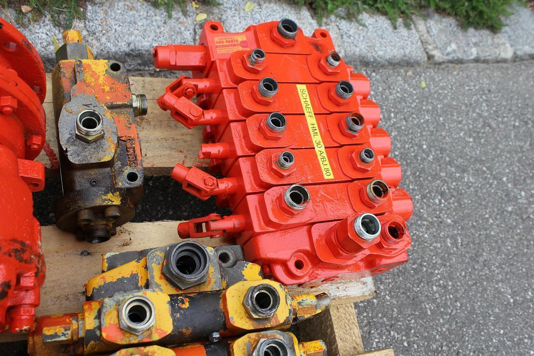 Schaeff HML 30 A - Hydraulische klep voor Bouwmachine: afbeelding 5 Schaeff HML 30 A - Hydraulische klep voor Bouwmachine: afbeelding 5