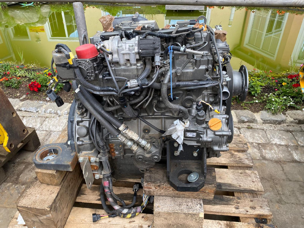 Yanmar Hitachi 4TNV 98C aus ZX 85 - Motor voor Bouwmachine: afbeelding 1 Yanmar Hitachi 4TNV 98C aus ZX 85 - Motor voor Bouwmachine: afbeelding 1