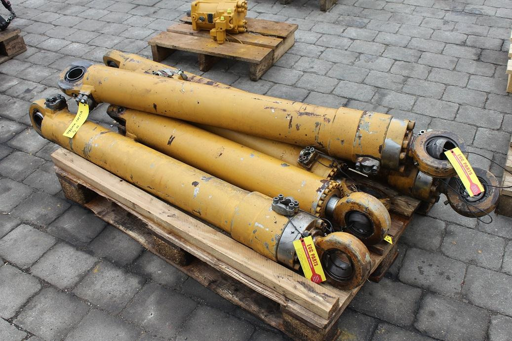 Zeppelin ZM 15B - Hydraulische cilinder voor Bouwmachine: afbeelding 1 Zeppelin ZM 15B - Hydraulische cilinder voor Bouwmachine: afbeelding 1
