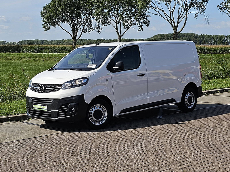 Opel Vivaro 2.0 L2 Navi Airco Euro6! - Kleine bestelwagen: afbeelding 2 Opel Vivaro 2.0 L2 Navi Airco Euro6! - Kleine bestelwagen: afbeelding 2