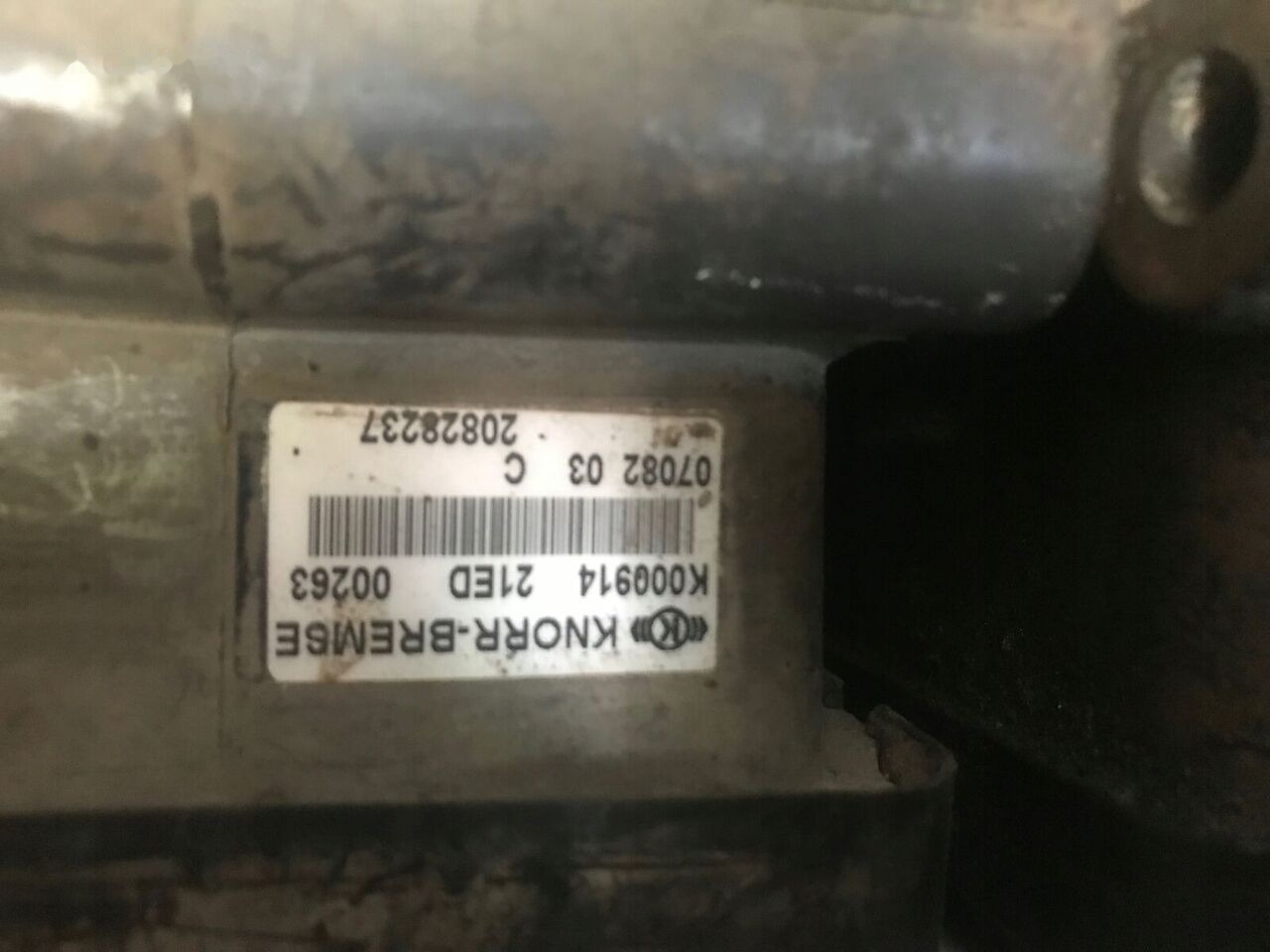 Remventiel voor Vrachtwagen Knorr-Bremse K001411   Volvo FM FH Renault: afbeelding 7