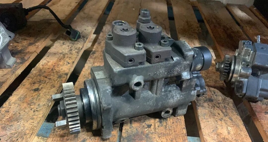 Mercedes-Benz MERCEDES ACTROS MP4 0445020236 Mercedes-Benz - Brandstofpomp voor Vrachtwagen: afbeelding 1 Mercedes-Benz MERCEDES ACTROS MP4 0445020236 Mercedes-Benz - Brandstofpomp voor Vrachtwagen: afbeelding 1