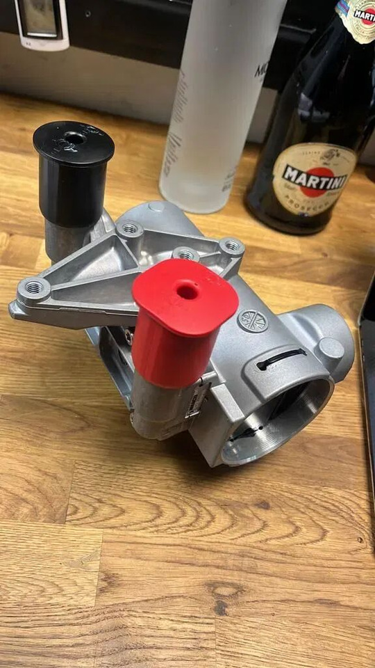 NOWY ZAWÓR PARKUJĄCO LUZUJĄCY WABCO 9710029100 - Remventiel voor Vrachtwagen: afbeelding 1 NOWY ZAWÓR PARKUJĄCO LUZUJĄCY WABCO 9710029100 - Remventiel voor Vrachtwagen: afbeelding 1